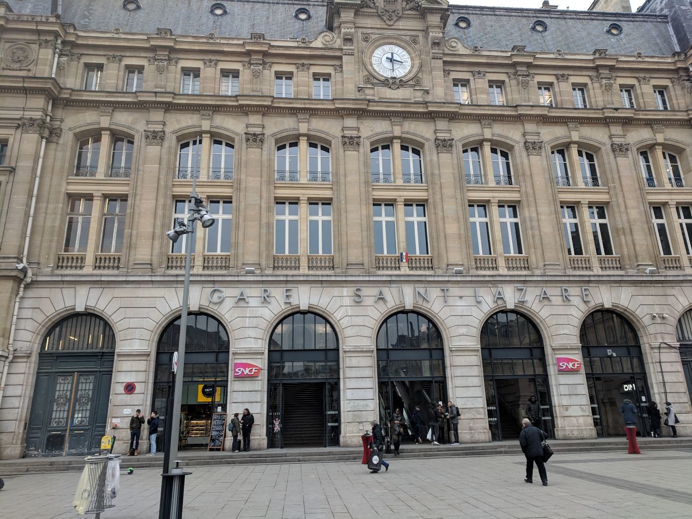 a European classic Façade labelled Gare Saint Lazare 